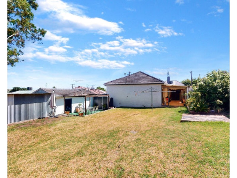 61 George Street, Junee NSW 2663