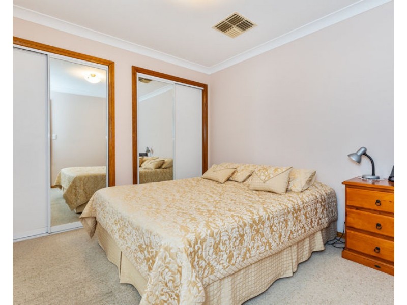 22 Cassia Way, Junee NSW 2663