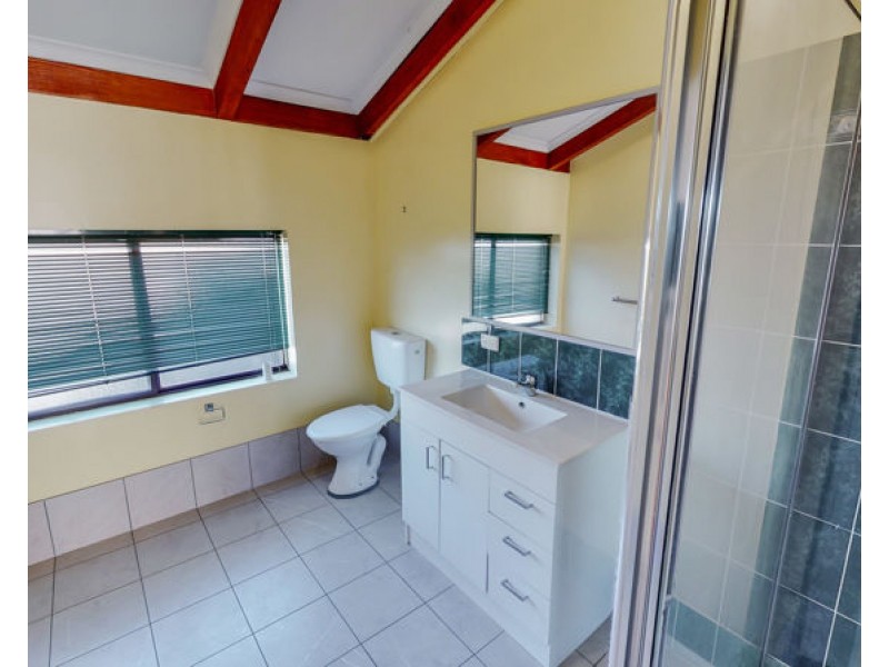 28 Marquis Street, Junee NSW 2663