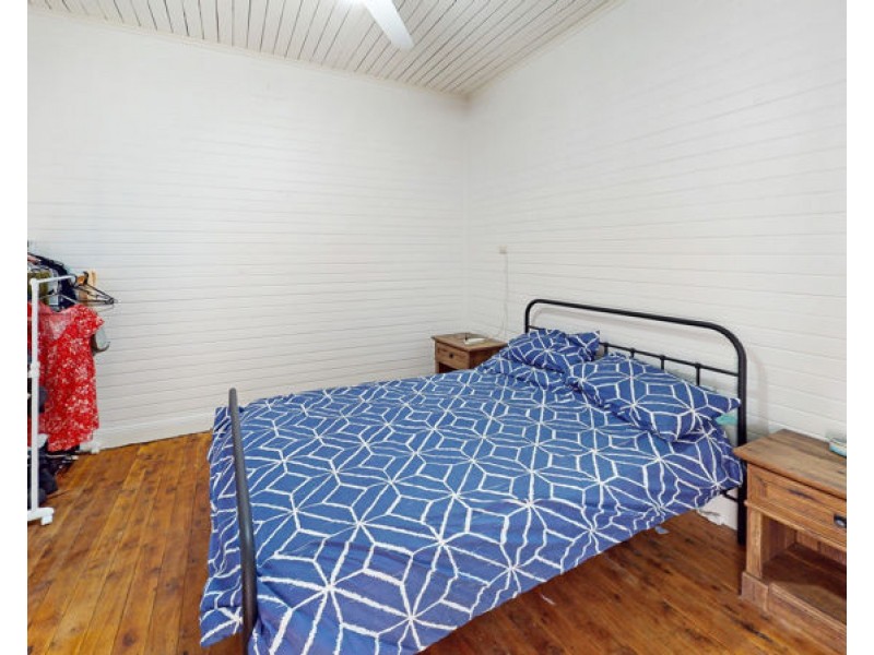 46 Regent Street, Junee NSW 2663