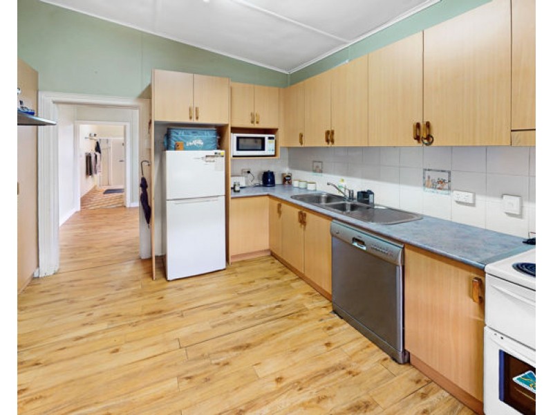 46 Regent Street, Junee NSW 2663