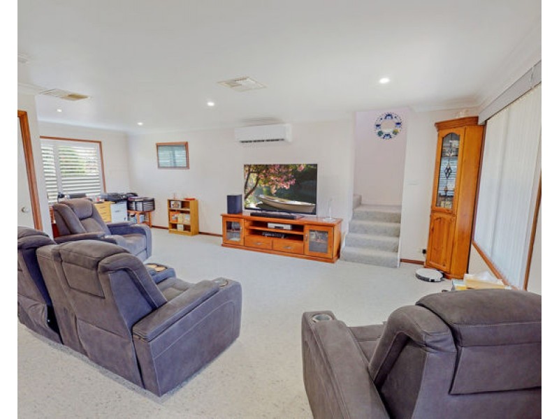 102 Park Lane, Junee NSW 2663