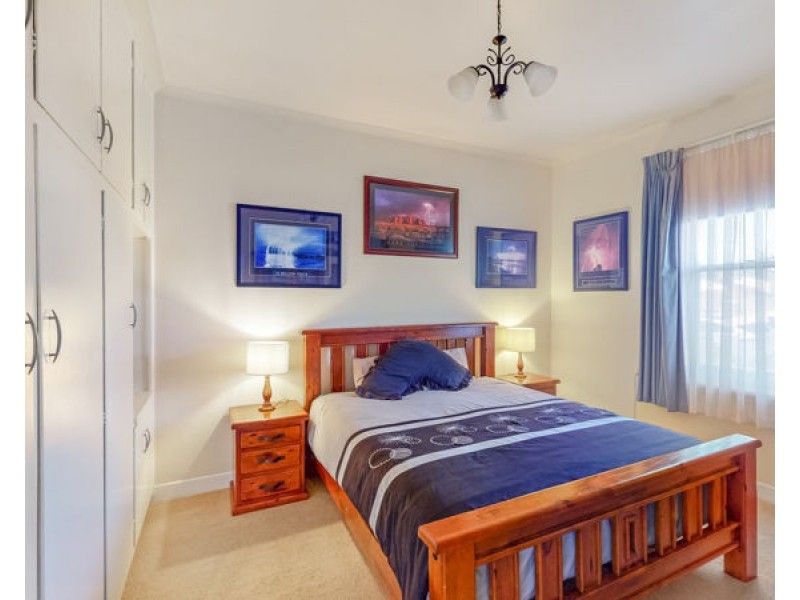 14 Elizabeth Street, Junee NSW 2663