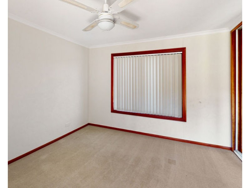 70 Commins Street, Junee NSW 2663