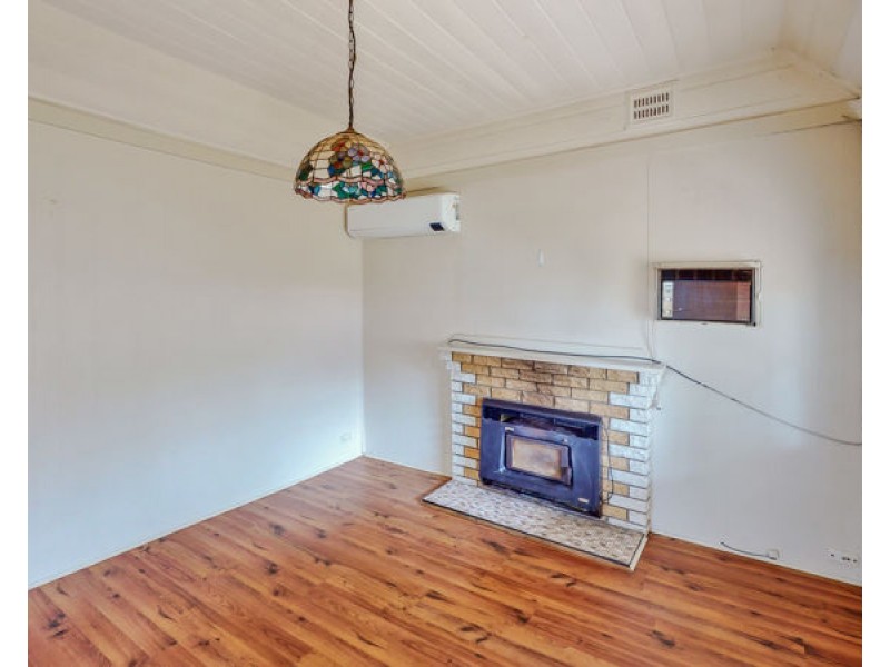 6 Prince Street, Junee NSW 2663