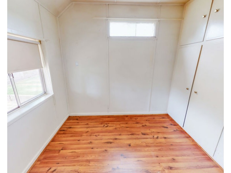 6 Prince Street, Junee NSW 2663