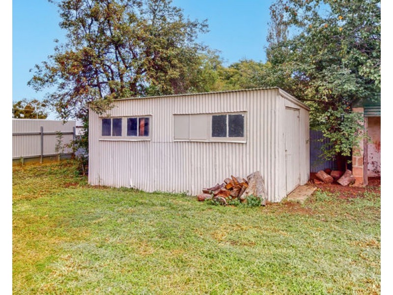 6 Prince Street, Junee NSW 2663