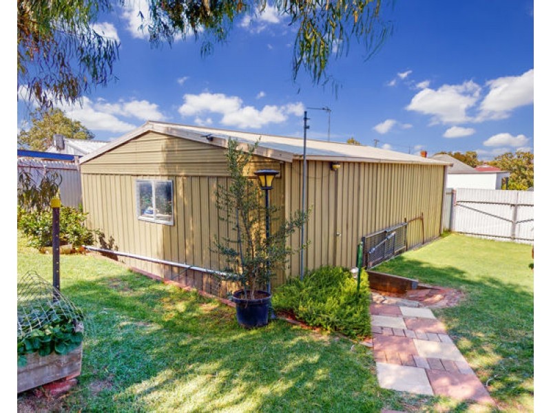42 Marquis Street, Junee NSW 2663