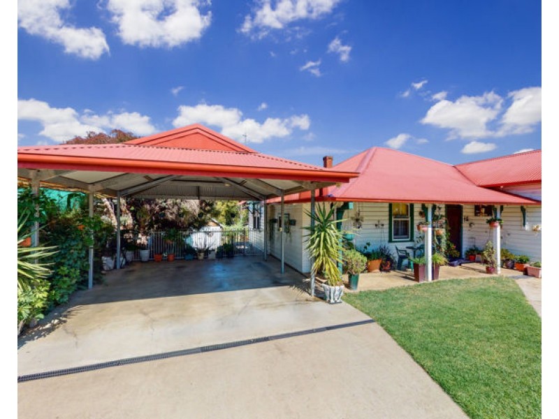 42 Marquis Street, Junee NSW 2663