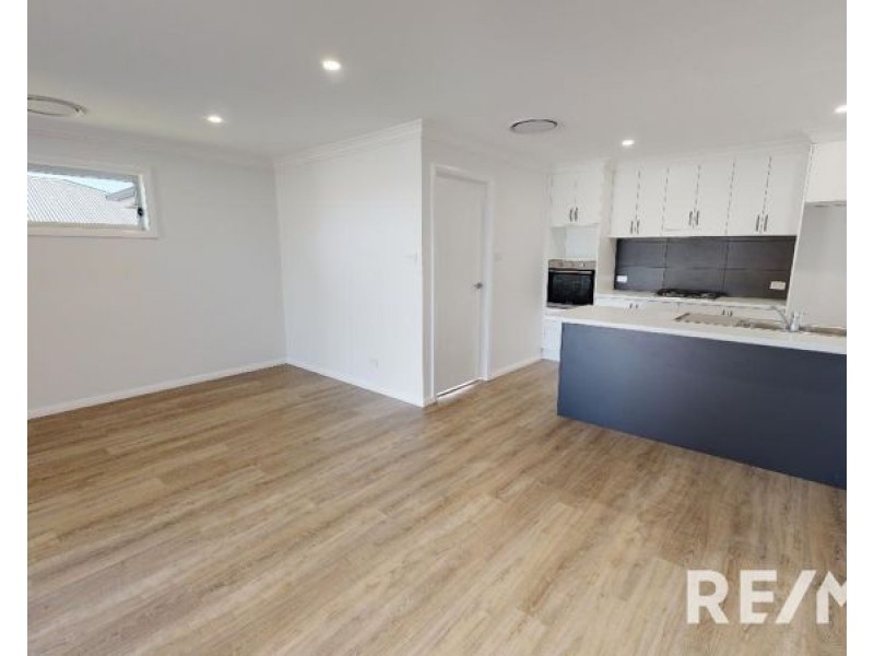 8 Cuttle Court, Junee NSW 2663