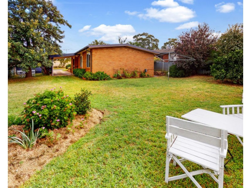 51 Percy Street, Junee NSW 2663