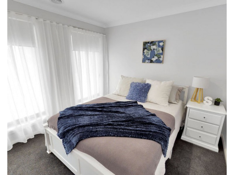 12 Hayes Crescent, Junee NSW 2663