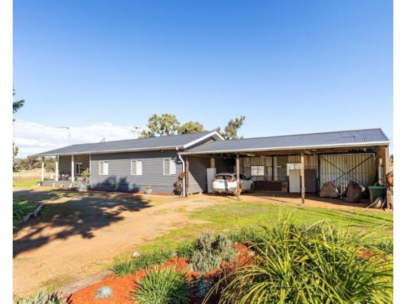 248 Foxs Lane, Marrar NSW 2652