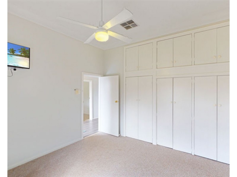 14 Gloucester Street, Junee NSW 2663