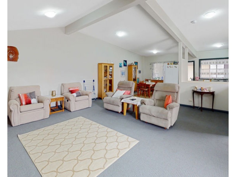 Unit 3/65 Commins Street, Junee NSW 2663