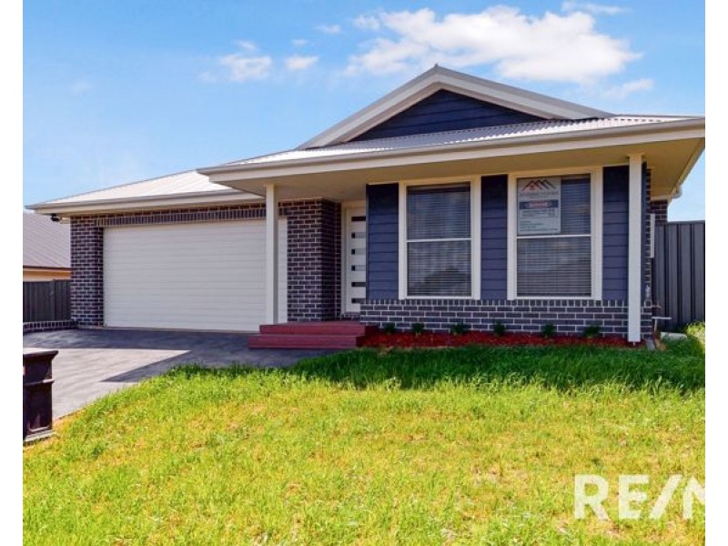 3 Cuttle Court, Junee NSW 2663