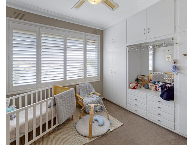 14 Lillian Street, Junee NSW 2663