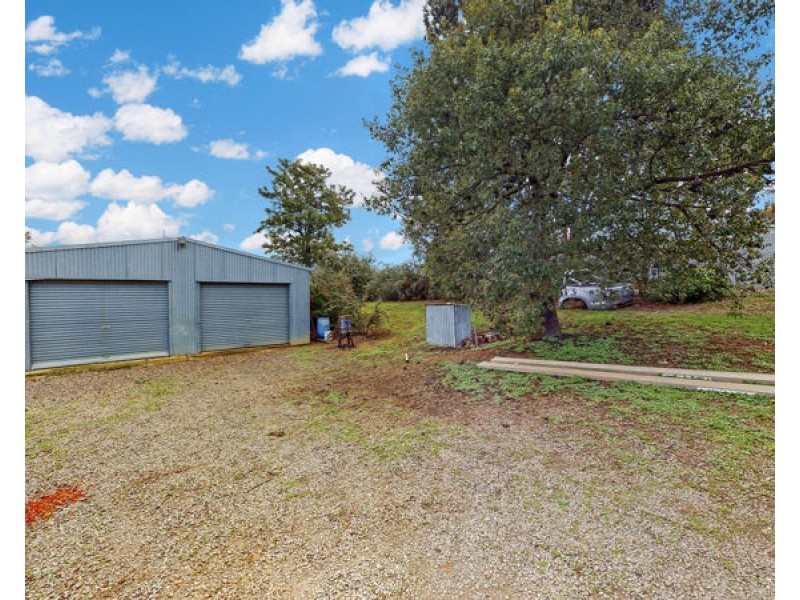 14 Lillian Street, Junee NSW 2663