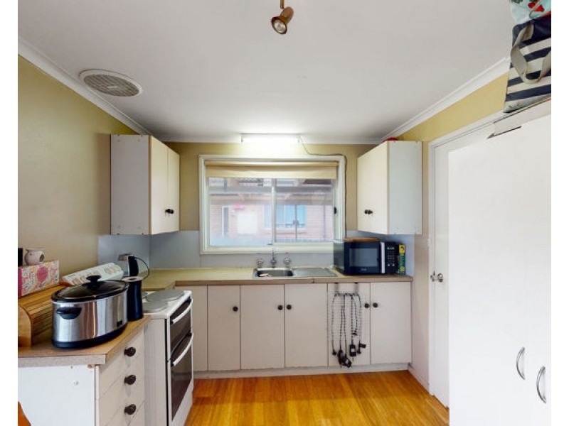 5 James Street, Junee NSW 2663