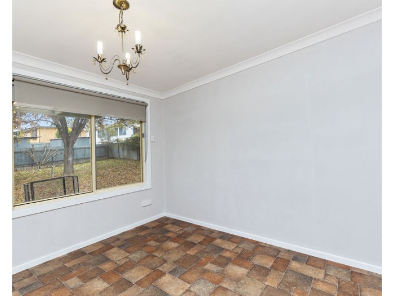 10 Anzac Avenue, Junee NSW 2663