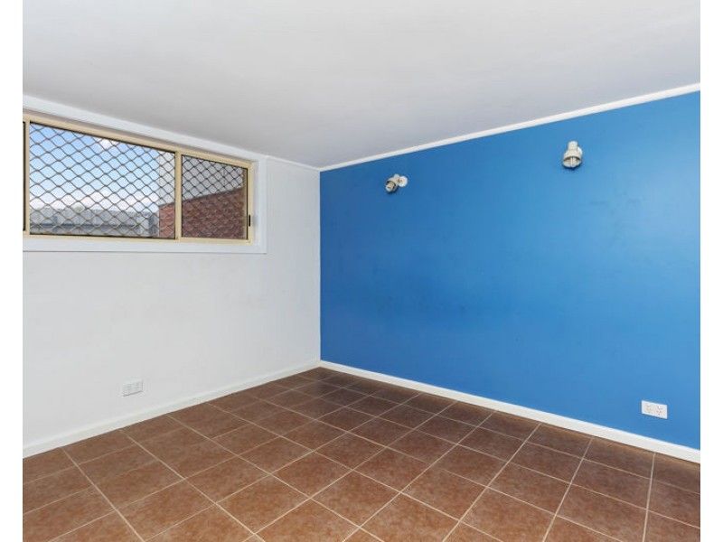 10 Anzac Avenue, Junee NSW 2663