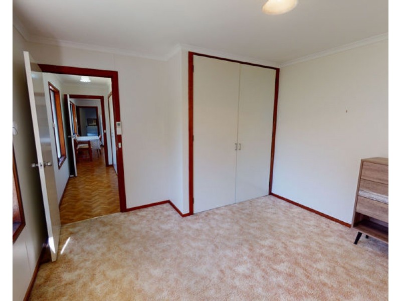 11 Cedric Street, Junee NSW 2663