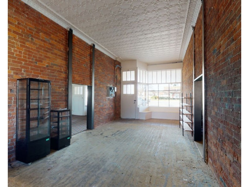 Shop 2/17-21 Seignior Street, Junee NSW 2663