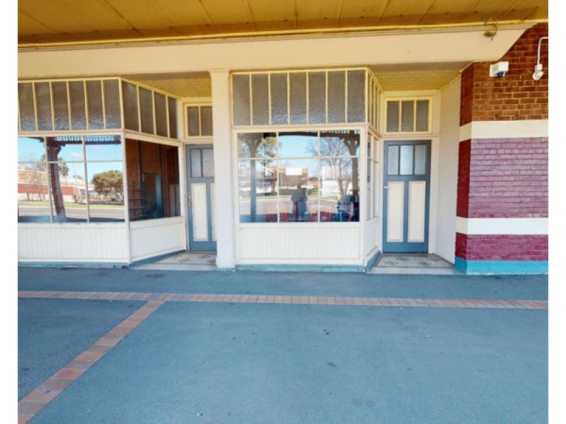 Shop 3/17-21 Seignior Street, Junee NSW 2663