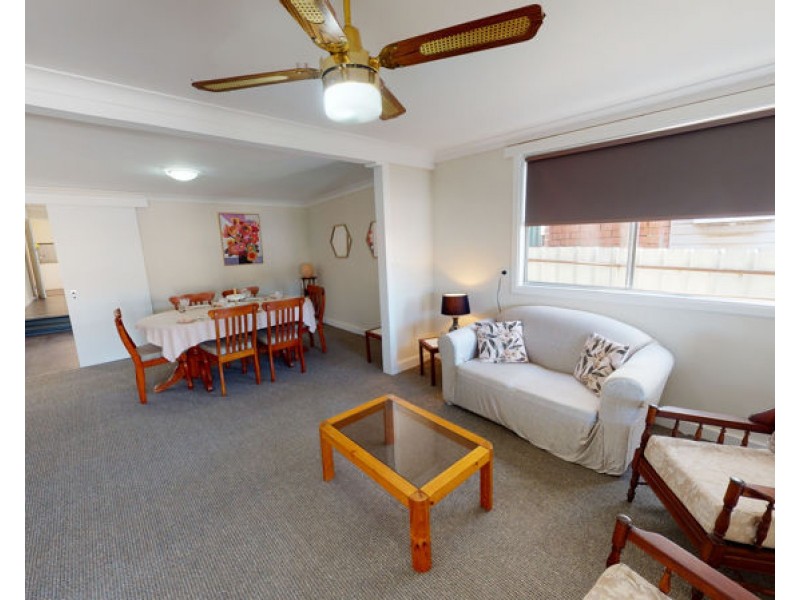 18 Crown Street, Junee NSW 2663