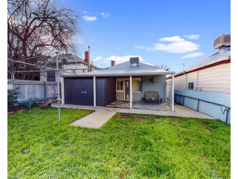 10 Kemp Street, Junee NSW 2663