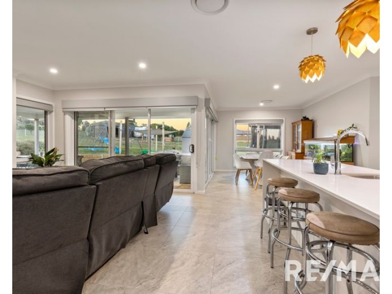 4 Walster Street, Junee NSW 2663