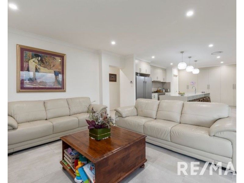 8 Walster Street, Junee NSW 2663