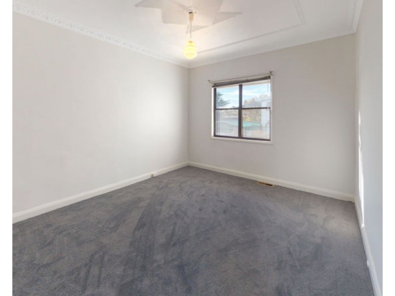27 Bolton Street, Junee NSW 2663