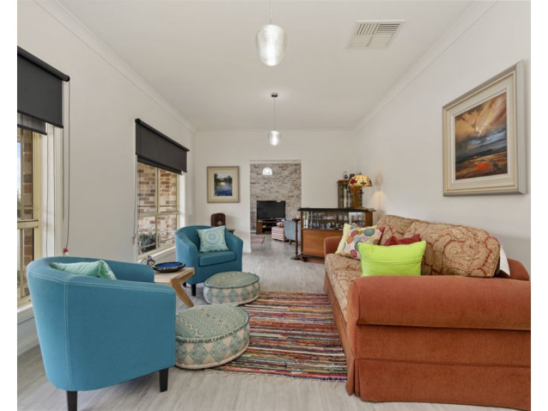 93 Wardle Street, Junee NSW 2663