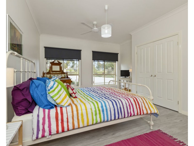 93 Wardle Street, Junee NSW 2663