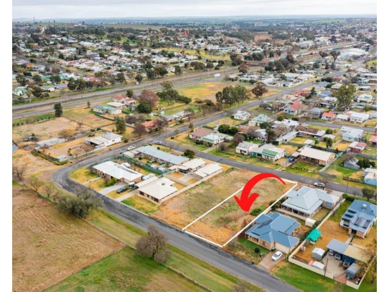 15 Fitzroy Street, Junee NSW 2663