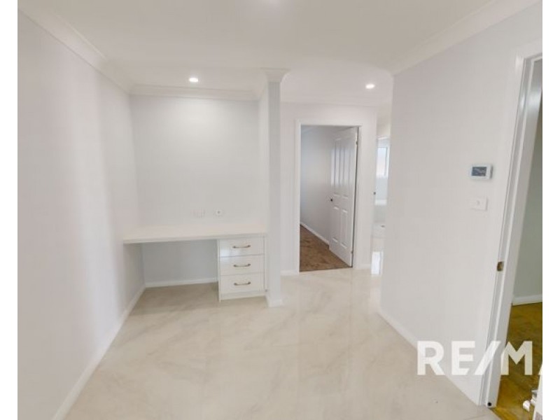 3/37 Waratah Dr, Junee NSW 2663