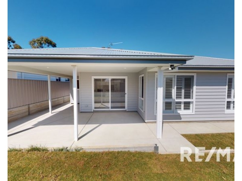 3/37 Waratah Dr, Junee NSW 2663