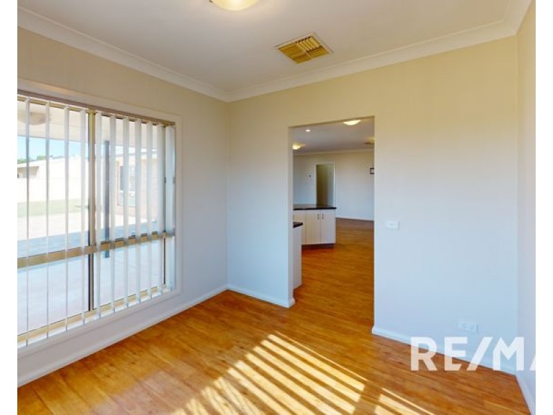 11 Adams Street., Junee NSW 2663