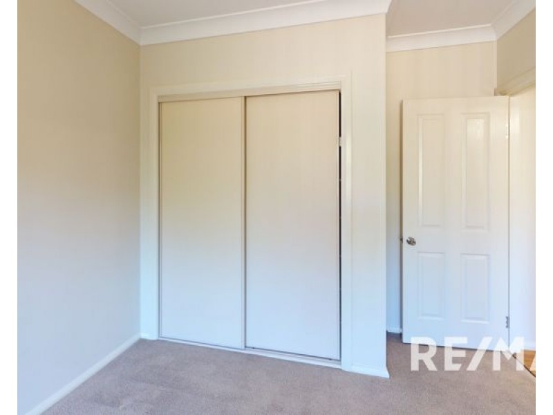 11 Adams Street., Junee NSW 2663