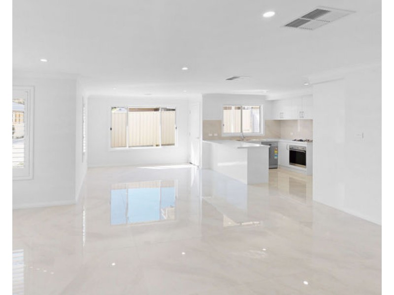 2/37 Waratah Street, Junee NSW 2663