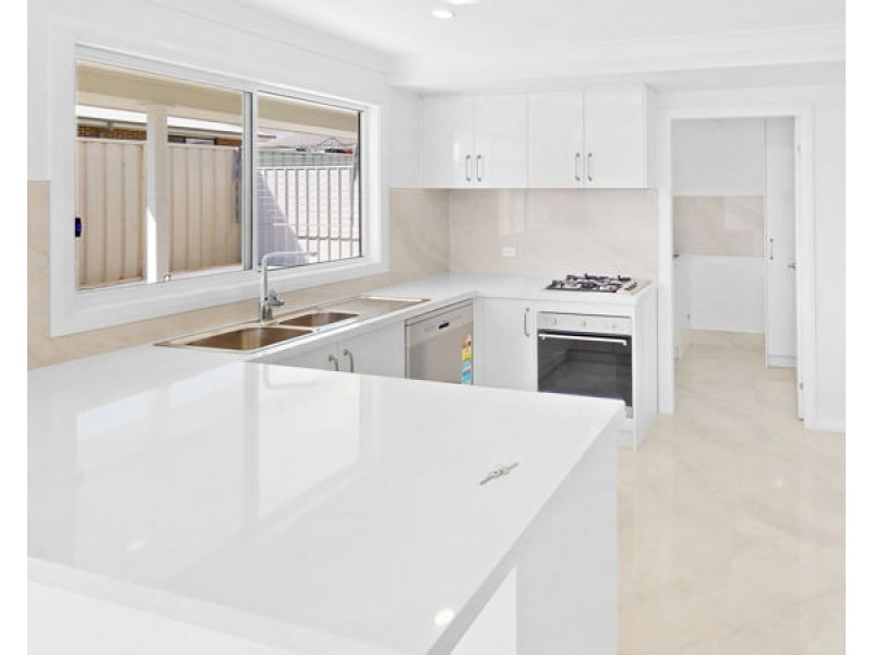 2/37 Waratah Street, Junee NSW 2663