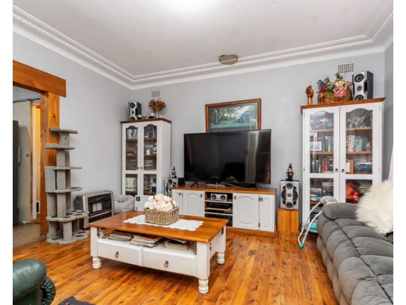 69 Merv Turners Road, Junee NSW 2663