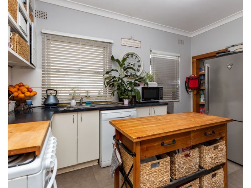 69 Merv Turners Road, Junee NSW 2663