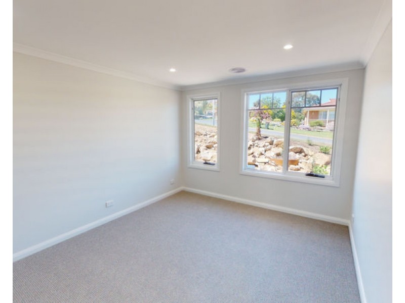 17b Cassia Way, Junee NSW 2663