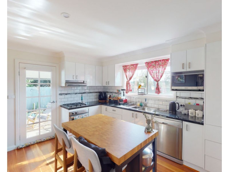 20 Castle Street, Junee NSW 2663