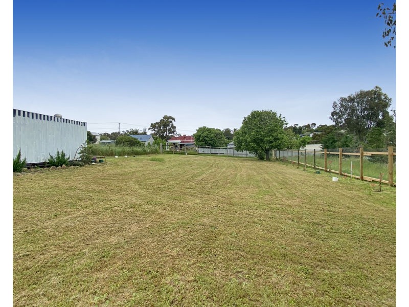 1 Ball Street, Junee NSW 2663