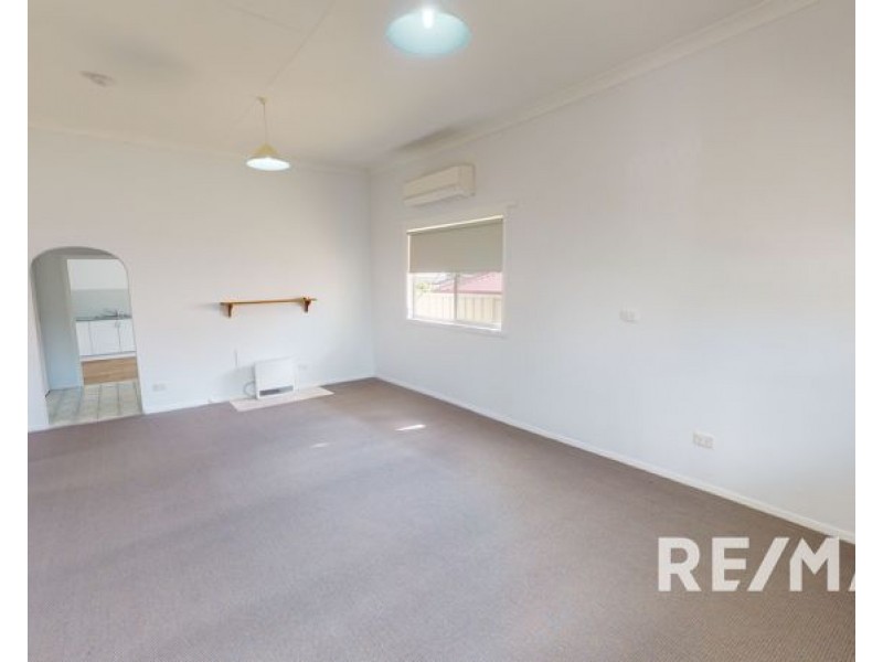 5 William Street, Junee NSW 2663