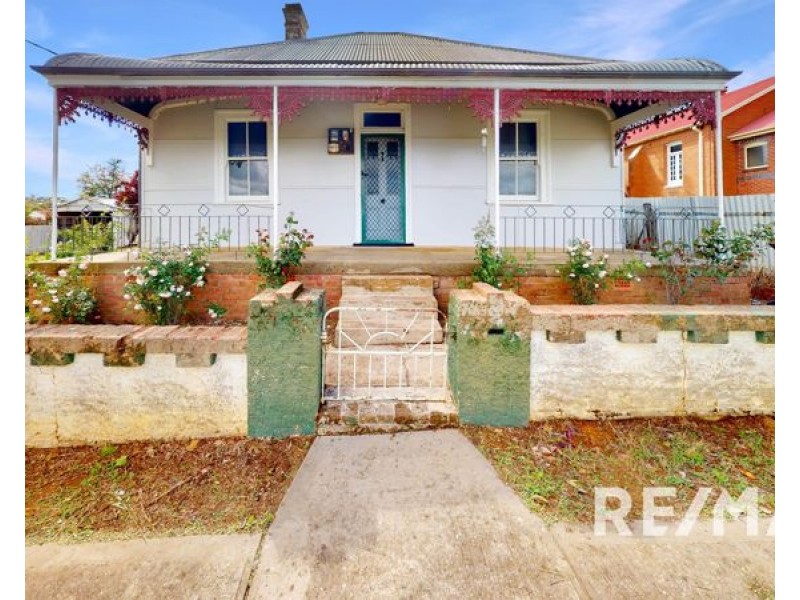 26 Denison Street, Junee NSW 2663