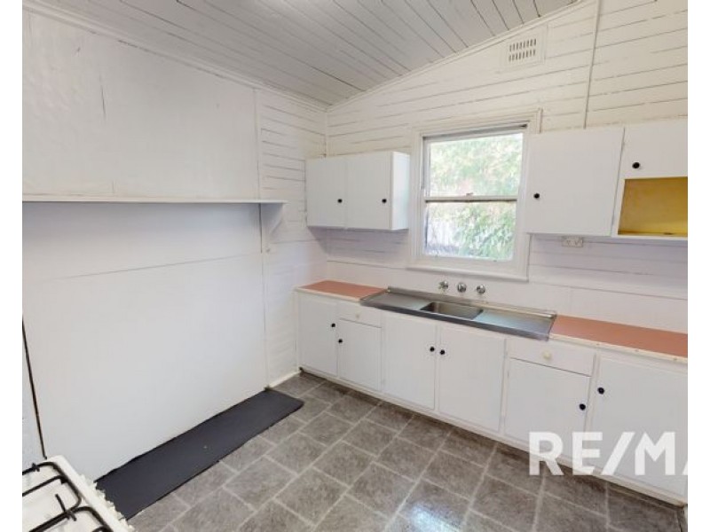 26 Denison Street, Junee NSW 2663